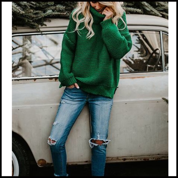 Chunky Knit Stweater - Picture 2 of 9